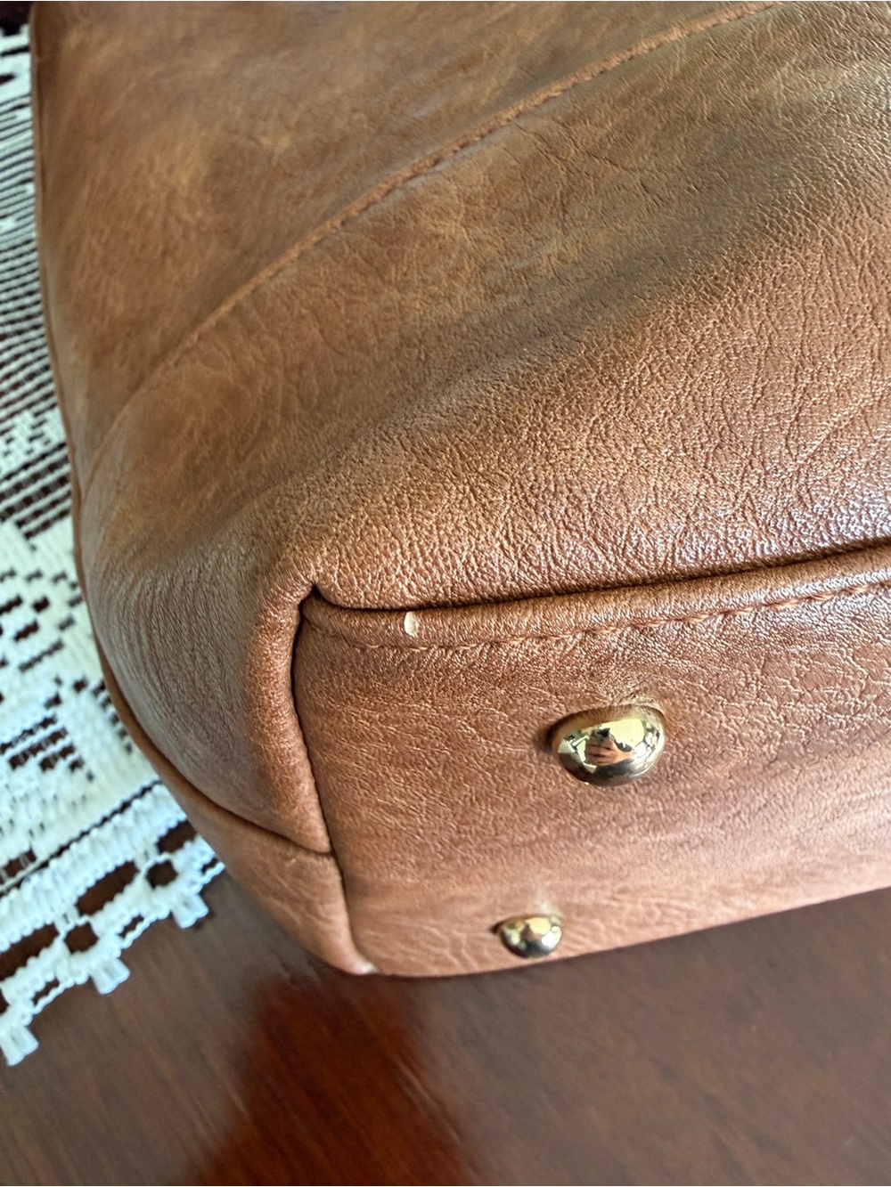Urban Expressions Tote with Matching Pouch - Picture 4 of 13